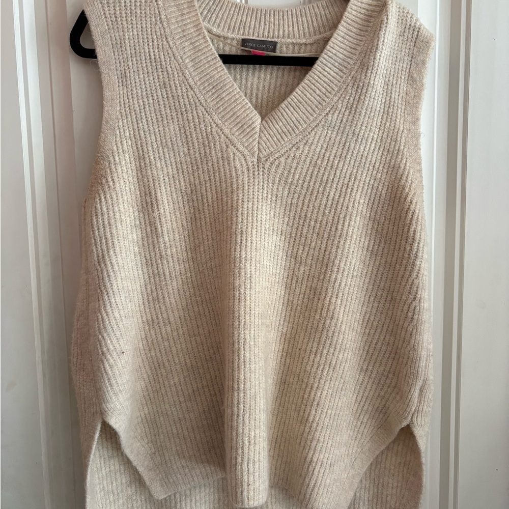 Vince Camuto Neutral Ribbed V-Neck Sweater Vest